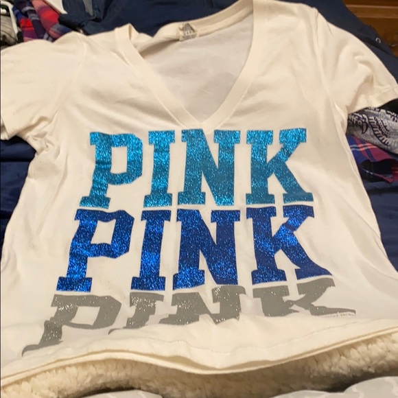 PINK Victoria's Secret Tops - T shirt 👚 PINK Victoria's Secret Tops - T shirt 👚